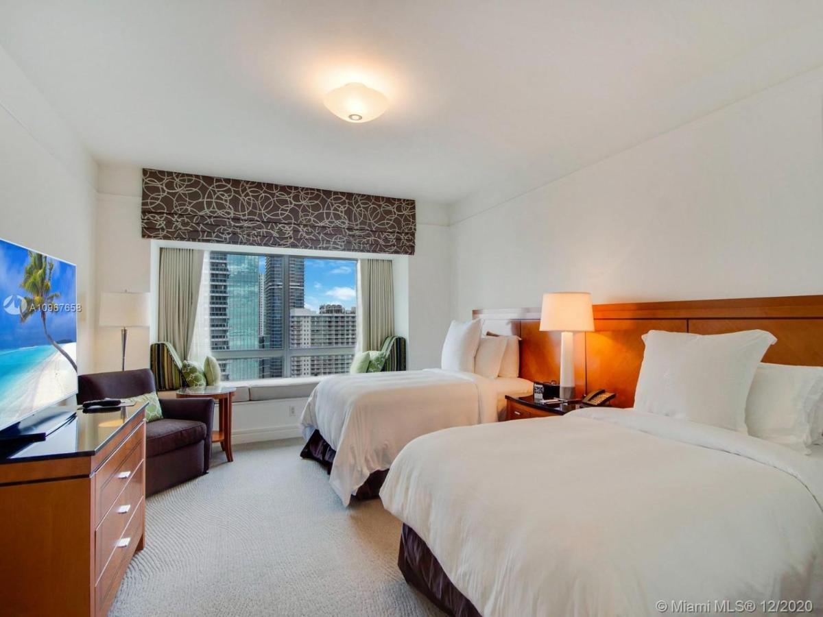 Four Seasons Hotel Miami - Luxury Private Residences Zewnętrze zdjęcie