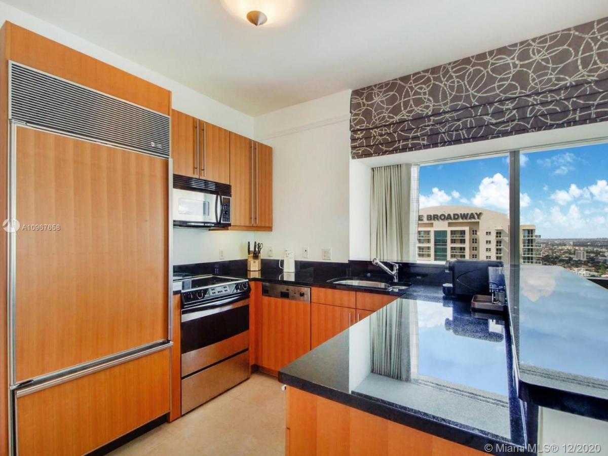 Four Seasons Hotel Miami - Luxury Private Residences Zewnętrze zdjęcie