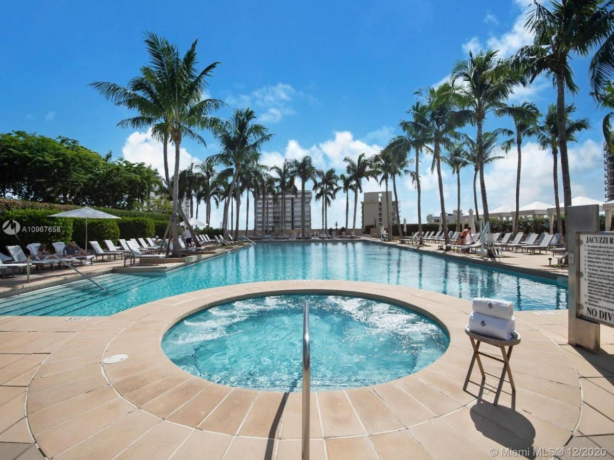 Four Seasons Hotel Miami - Luxury Private Residences Zewnętrze zdjęcie