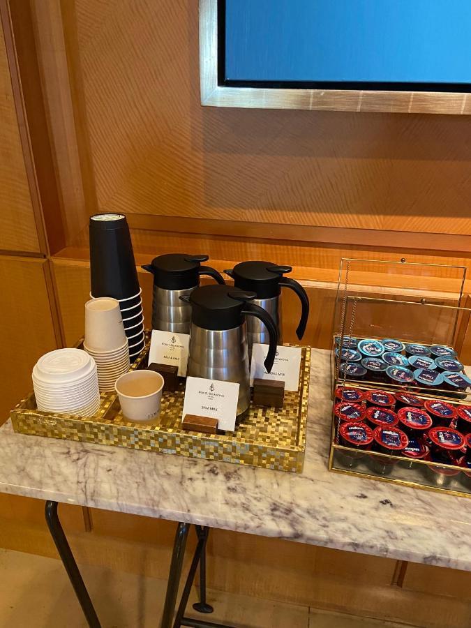 Four Seasons Hotel Miami - Luxury Private Residences Zewnętrze zdjęcie